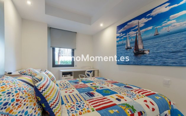 Wiederverkauf - Wohnung - Estepona  - Estepona Centro