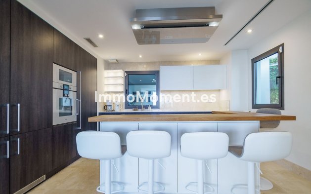 Wiederverkauf - Wohnung - Estepona  - Estepona Centro