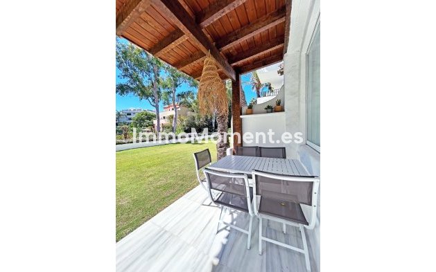 Resale - Apartment - Marbella - Puerto Banús