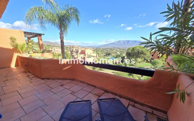 Resale - Apartment - Marbella - La Mairena