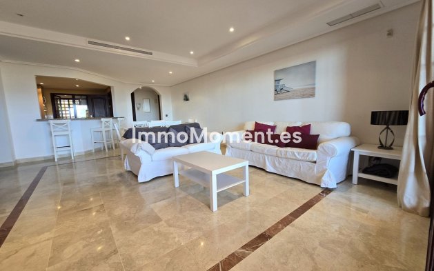 Resale - Apartment - Marbella - La Mairena