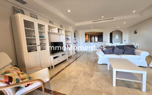 Resale - Apartment - Marbella - La Mairena