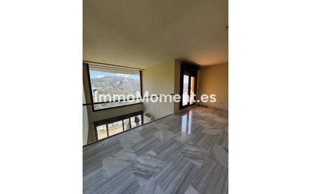 Reventa - Apartamento - Benahavís - Benahavís Centro