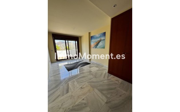 Reventa - Apartamento - Benahavís - Benahavís Centro