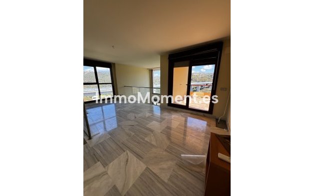 Reventa - Apartamento - Benahavís - Benahavís Centro