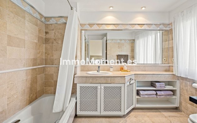 Reventa - Apartamento - Marbella - Elviria