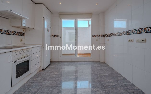Revente - Villa - Estepona  - New Golden Mile