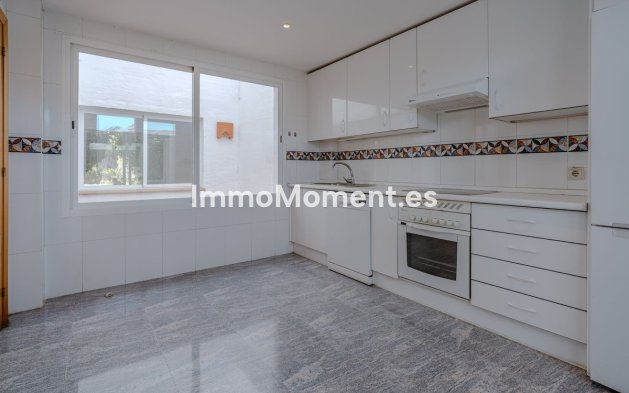 Revente - Villa - Estepona  - New Golden Mile