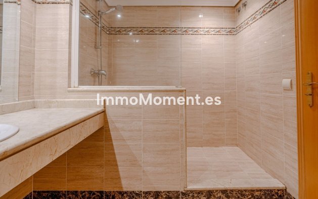 Revente - Villa - Estepona  - New Golden Mile