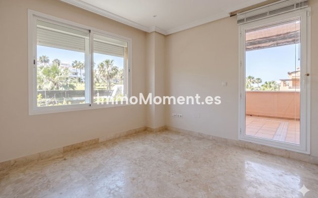 Revente - Villa - Estepona  - New Golden Mile