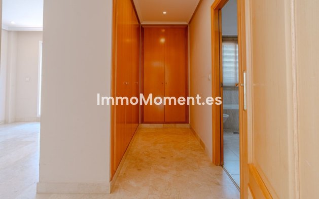 Revente - Villa - Estepona  - New Golden Mile