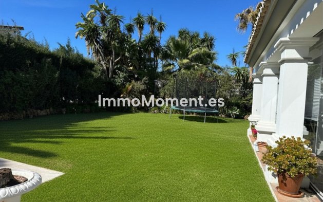 Resale - Villa - Estepona - Estepona Centro