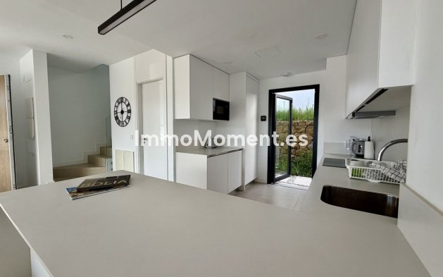 Revente - Villa - Estepona  - New Golden Mile