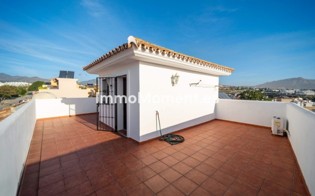 Resale - Villa - Estepona - Estepona Centro
