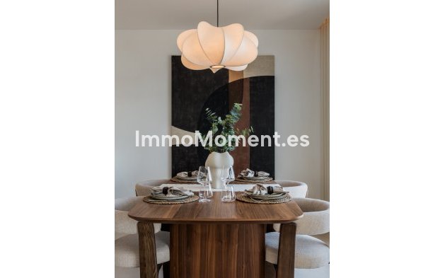 Resale - Apartment - Marbella - Nueva Andalucía