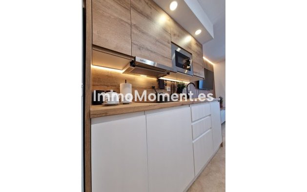 Resale - Apartment - Benalmadena - Benalmadena Costa