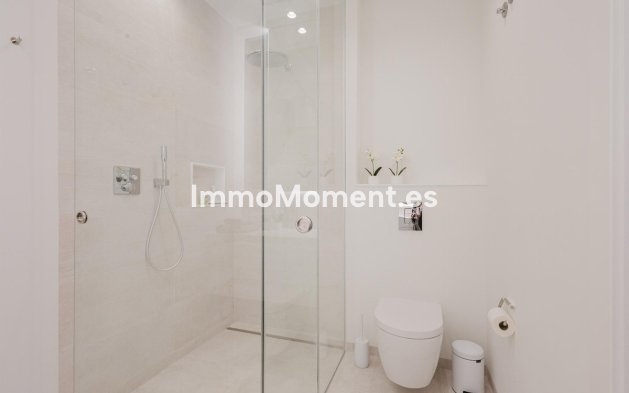 Resale - Villa - Orihuela - Las Colinas Golf