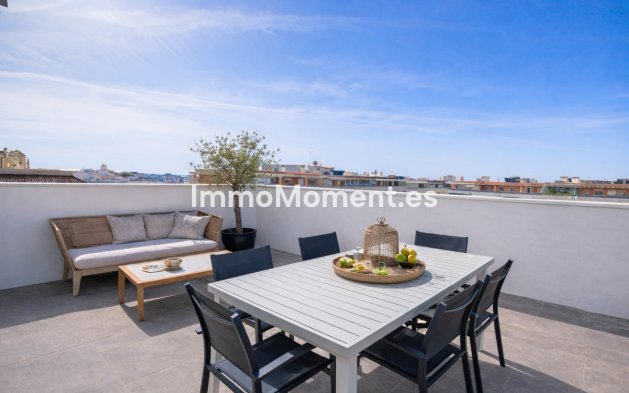 Resale - Apartment - Estepona - Estepona Centro