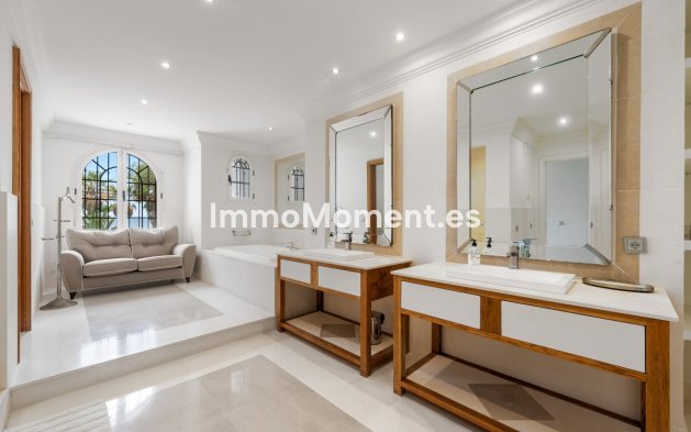 Revente - Villa - Estepona  - Estepona Centro