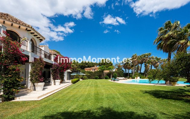 Revente - Villa - Estepona  - Estepona Centro