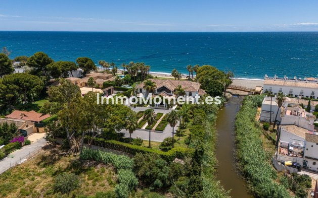 Revente - Villa - Estepona  - Estepona Centro