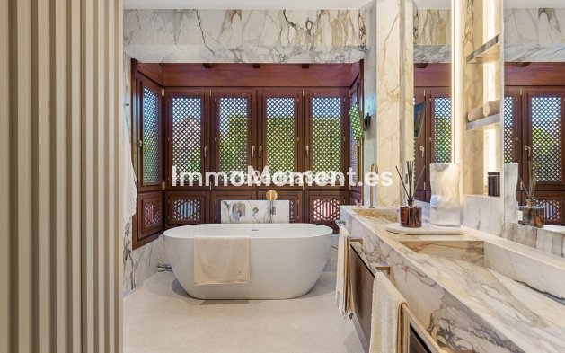 Resale - Apartment - Estepona - New Golden Mile