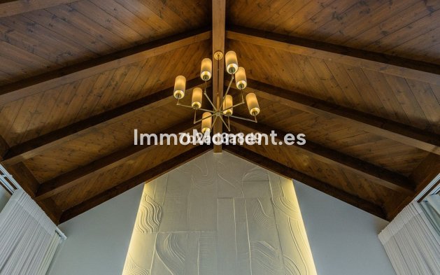 Resale - Apartment - Estepona - New Golden Mile