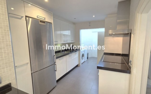 Reventa - Villa - Marbella - Marbella Centro
