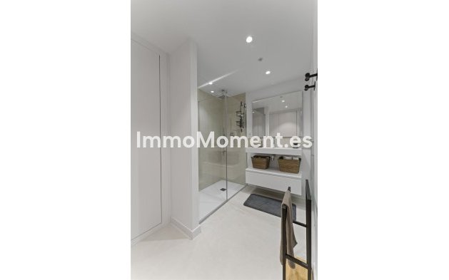 Resale - Apartment - Fuengirola - Higueron