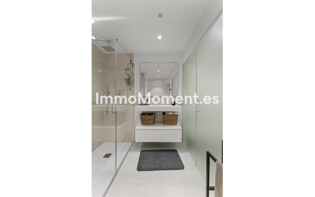 Resale - Apartment - Fuengirola - Higueron