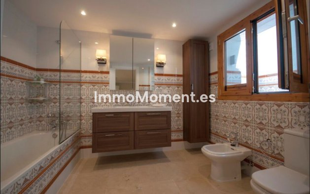 Reventa - Villa - Marbella - Sierra Blanca
