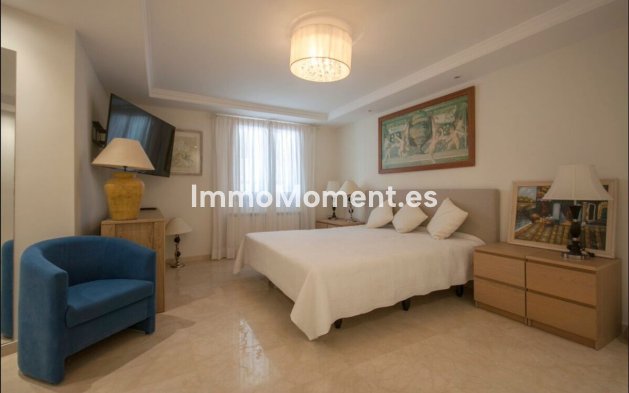 Reventa - Villa - Marbella - Sierra Blanca