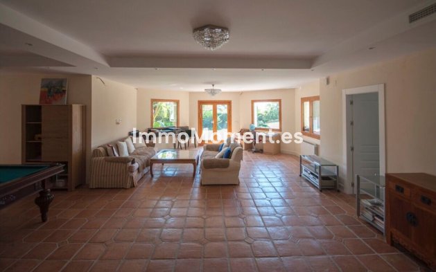 Reventa - Villa - Marbella - Sierra Blanca