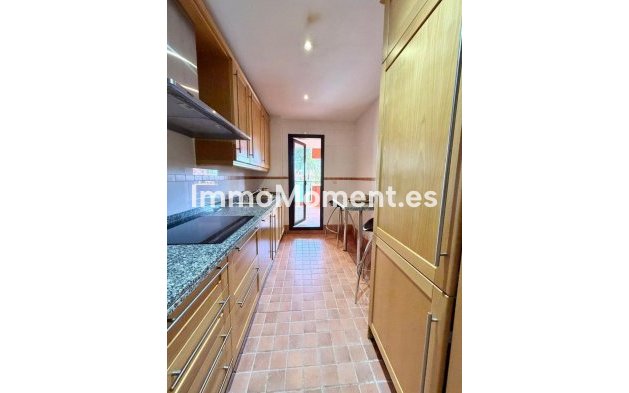 Reventa - Apartamento - Estepona  - Estepona Centro