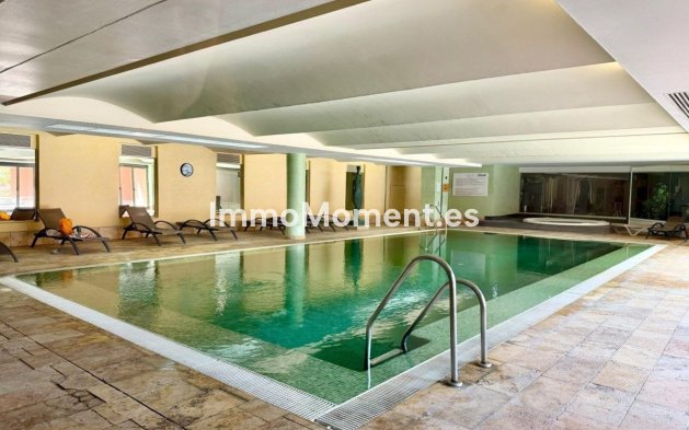 Reventa - Apartamento - Estepona  - Estepona Centro