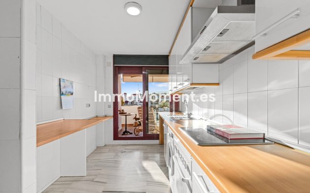 Revente - Appartement - Estepona  - Estepona Centro