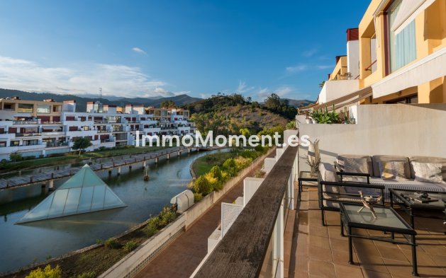 Revente - Appartement - Estepona  - Estepona Centro
