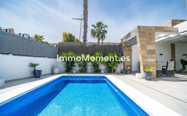 Wiederverkauf - Villa - Algorfa - La Finca Golf