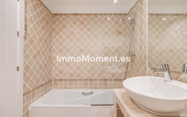 Reventa - Apartamento - Estepona  - Estepona Centro