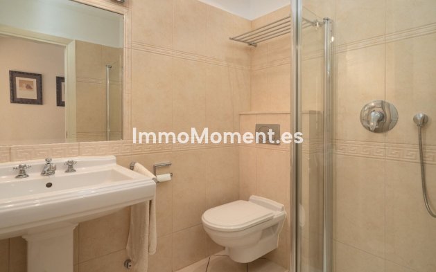 Bestaande woning - Villa - Estepona  - Estepona Centro