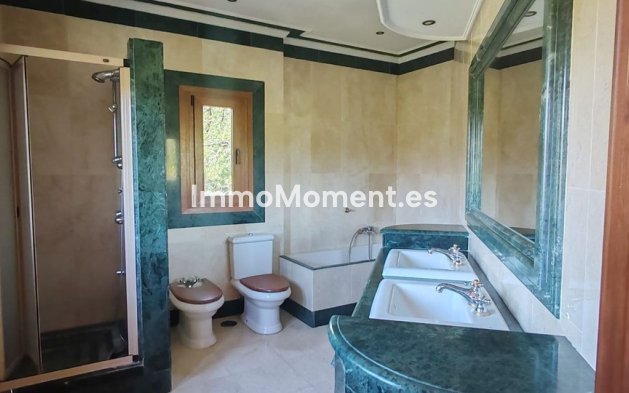 Reventa - Villa - Estepona  - Estepona Centro