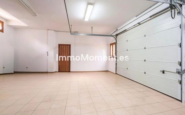 Reventa - Villa - Estepona  - Estepona Centro