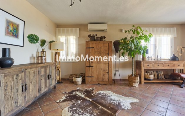 Reventa - Villa - Casares - Casares Centro