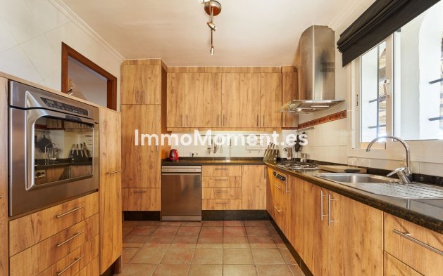 Reventa - Villa - Casares - Casares Centro