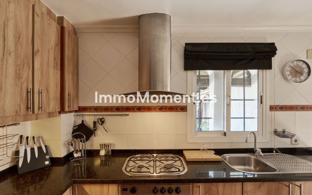 Reventa - Villa - Casares - Casares Centro