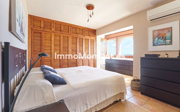 Reventa - Villa - Casares - Casares Centro