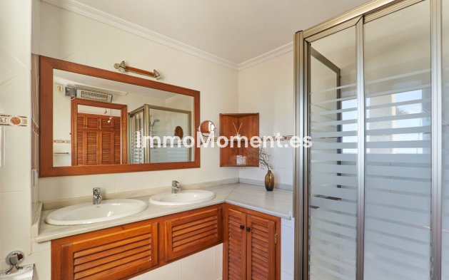 Reventa - Villa - Casares - Casares Centro