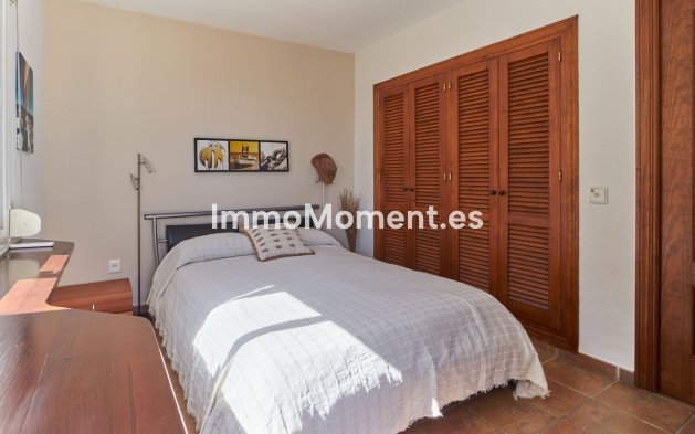 Reventa - Villa - Casares - Casares Centro