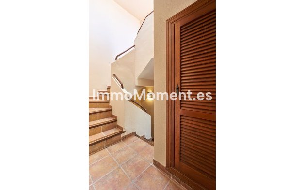 Reventa - Villa - Casares - Casares Centro