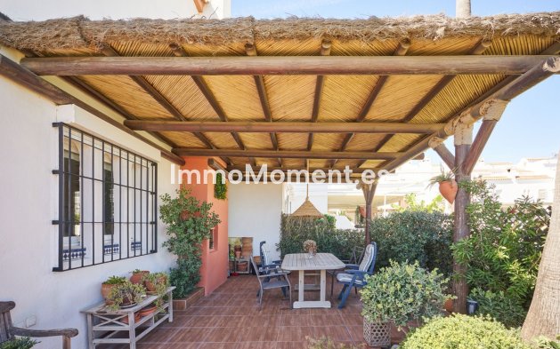 Reventa - Villa - Casares - Casares Centro
